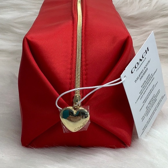 NEW❤️COACH Toiletry Pouch - Picture 3 of 13